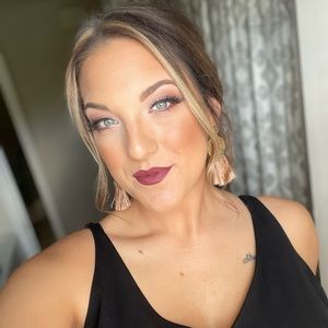 Meet your Posher, Logan